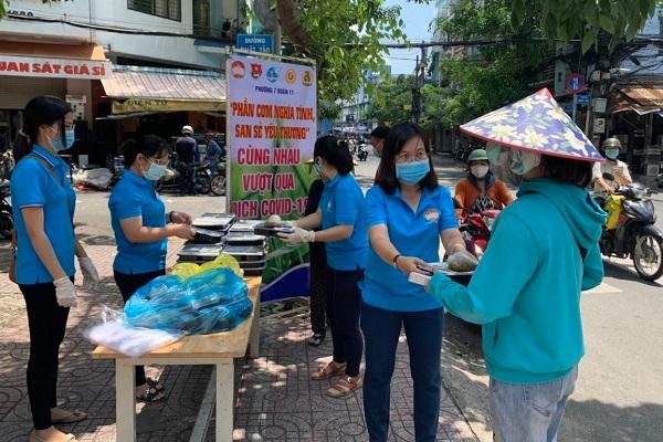 Trong 4 ngày qua (kể từ ngày 6/7), hơn 40.000 người trong tổng số 230.000 lao động tự do được hỗ trợ do bị ảnh hưởng bởi Covid-19