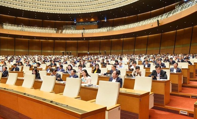 Một phiên họp toàn thể của kỳ họp thứ tư, Quốc hội khoá XV.