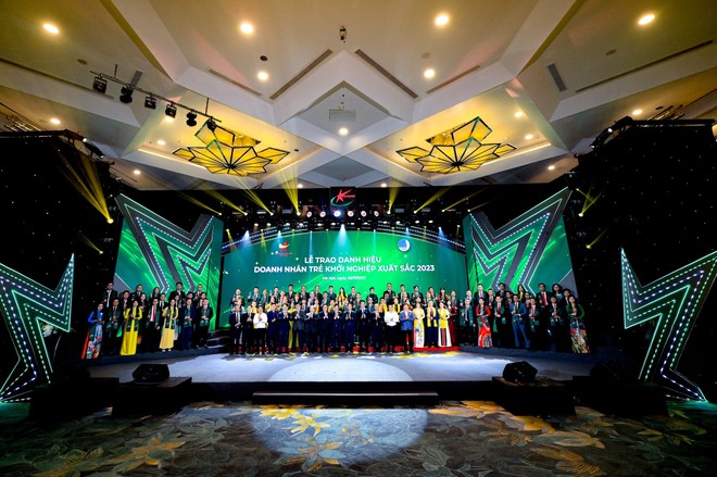 Lễ trao danh hiệu Doanh nhân trẻ khởi nghiệp xuất sắc năm 2023