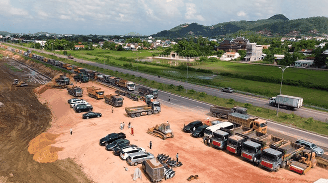 Sau khi được giao đất đợt 1 với diện tích hơn 21 ha, Phát Đạt chính thức khởi công và triển khai xây dựng dự án Khu đô thị Bắc Hà Thanh vào ngày 28/10/2023. Nguồn: Phát Đạt.