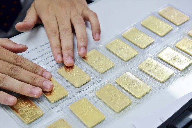 Giá vàng hôm nay ngày 11/5: Vàng trong nước "nhảy múa" ở vùng đỉnh