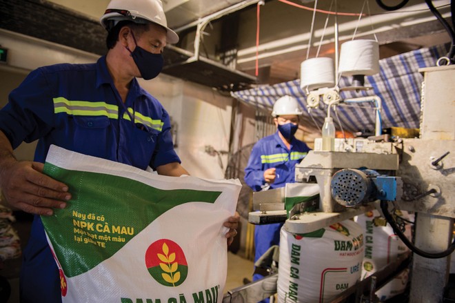 Các doanh nghiệp phân bón đang chịu tác động của việc giá dầu, giá khí neo cao