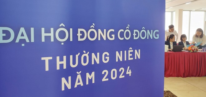 Cuộc họp đại hội đồng cổ đông tổ chức lần 1 chỉ được tiến hành khi có số cổ đông tham dự đại diện trên 50% tổng số phiếu biểu quyết