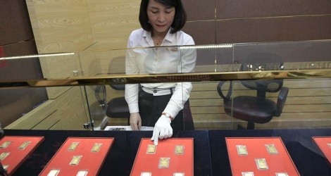 Điểm bán vàng miếng SJC tại Ngân hàng Agribank. Ảnh: Đức Thanh