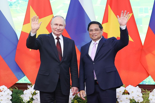 Thủ tướng Phạm Minh Chính hội kiến Tổng thống Liên bang Nga Vladimir Putin. (Ảnh: VGP/Nhật Bắc)