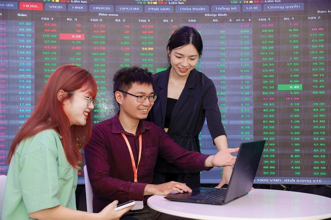 Thị trường chứng khoán đã trở thành kênh huy động vốn quan trọng cho nền kinh tế 