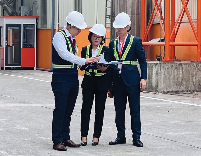 Giám định viên Bảo hiểm PVI luôn có mặt nhanh chóng để ghi nhận tổn thất của khách hàng khi sự kiện bảo hiểm xảy ra