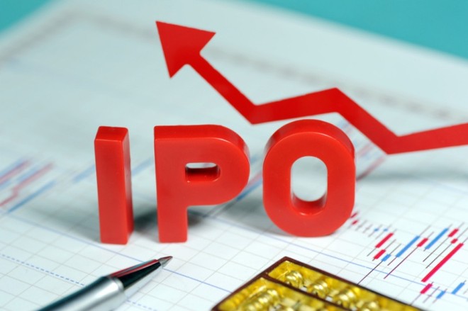 Thị trường bùng nổ, tranh thủ IPO
