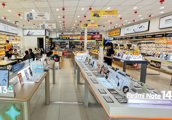 Các doanh nghiệp bán lẻ như Thế giới đi động không chịu ảnh hưởng trực tiếp từ biến động thuế quan 