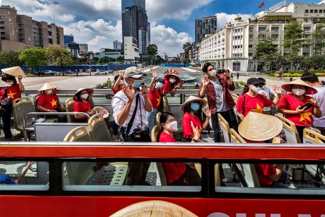 Ngành du lịch phục vụ 10,5 triệu lượt khách trong kỳ nghỉ lễ 30/4 - 1/5 