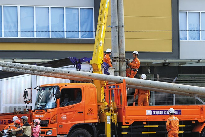 Đảm bảo cung ứng điện phục vụ phát triển kinh tế - xã hội và đời sống sinh hoạt của nhân dân. Ảnh: Đức Thanh 