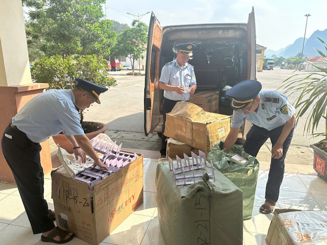 Bộ Công thương tổng kiểm tra các mặt hàng như sữa, thực phẩm chức năng mỹ phẩm, thuốc tân dược... 