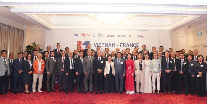 FPT, Vietjet (VJC) cùng nhiều tập đoàn lớn dự Diễn đàn Lãnh đạo Việt Nam - Pháp dịp Tổng thống Pháp Macron thăm Hà Nội