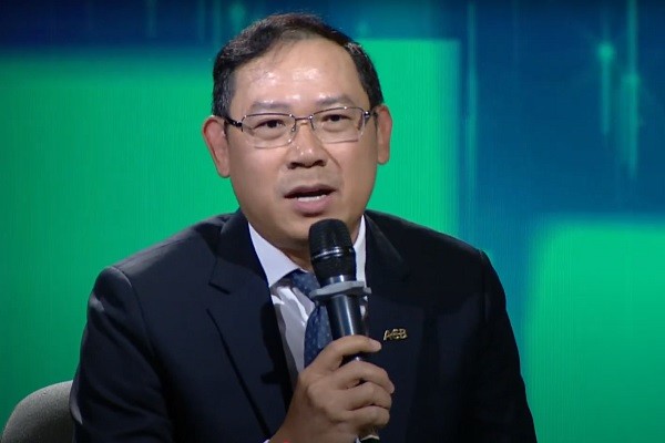Ông Từ Tiến Phát, Tổng giám đốc Ngân hàng TMCP Á Châu (ACB).