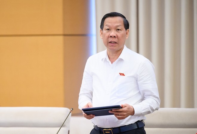 Chủ nhiệm Ủy ban Kinh tế và Tài chính Phan Văn Mãi. 