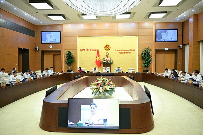 Phiên thảo luận của Ủy ban Thường vụ Quốc hội về các dự thảo luật 