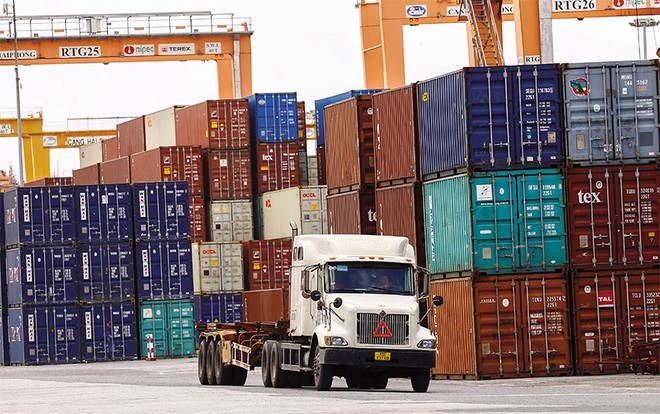 7 tháng đầu năm 2025, xuất siêu 10,18 tỷ USD