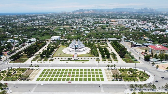 Ninh Thuận thông qua điều chỉnh quy hoạch tỉnh phục vụ dự án điện hạt nhân 