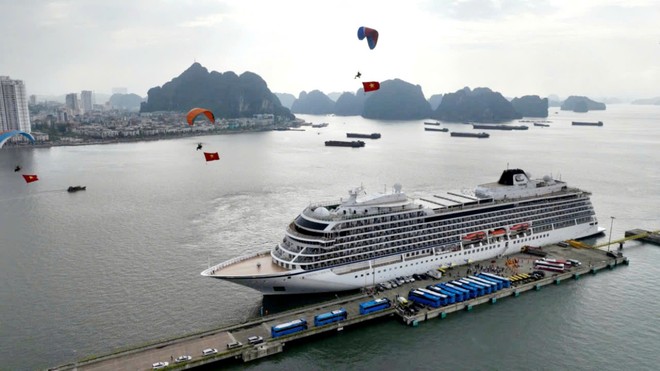 Du lịch tàu biển Việt Nam chính thức chuyển vai 