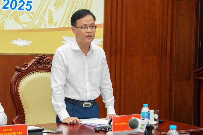 Ông Phạm Chí Quang, Vụ trưởng Vụ Chính sách tiền tệ.