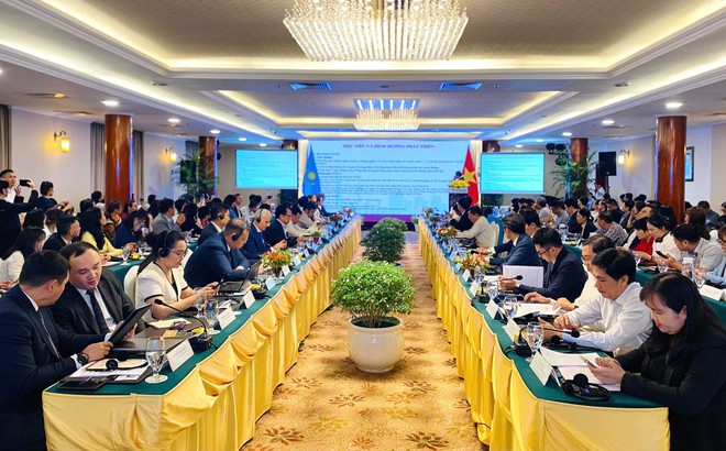 Toàn cảnh Bàn tròn Doanh nghiệp TP.HCM, Việt Nam và Astana, Kazakhstan.