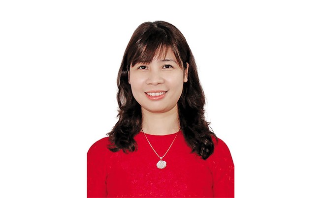 Bà Tạ Thị Thu Việt, Phó trưởng ban Ban Thống kê dịch vụ và giá (Cục Thống kê, Bộ Tài chính) 