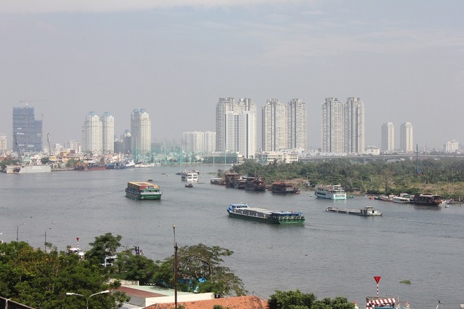 Sông Sài Gòn đoạn chảy qua trung tâm TP.HCM - Ảnh: Lê Quân