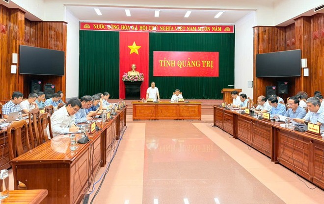 Toàn cảnh cuộc họp.