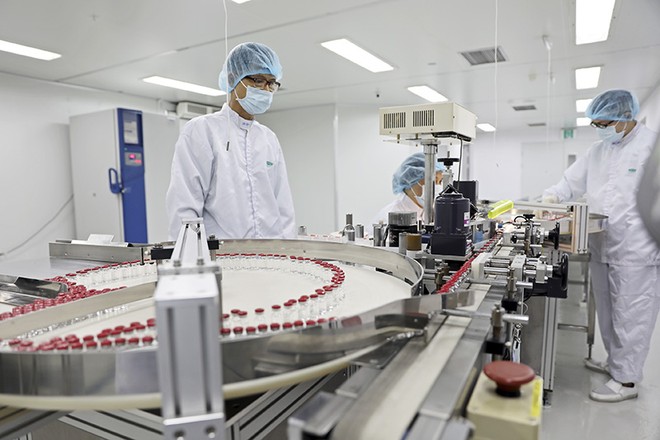 Nguồn nhân lực chất lượng cao đóng vai trò then chốt trong sự phát triển khoa học và công nghệ của đất nước. 