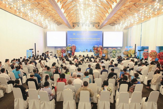 Toàn cảnh Đại hội cổ đông HQC năm 2025