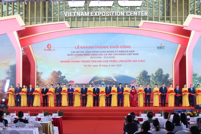 Cam kết phát triển 