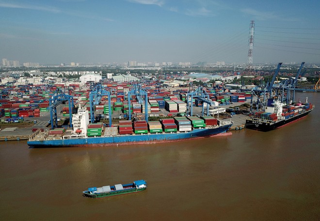 Nhiều doanh nghiệp vận tải mở rộng các tuyến dịch vụ và gia tăng đội tàu