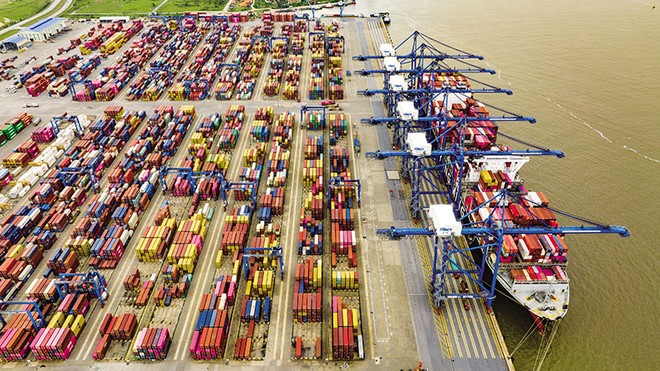 Nhiều thành quả của nền kinh tế Việt Nam, từ sự gia tăng quy mô GDP đến các bước cải thiện mạnh mẽ trong đời sống người dân không thể tách rời quá trình hội nhập kinh tế quốc tế 