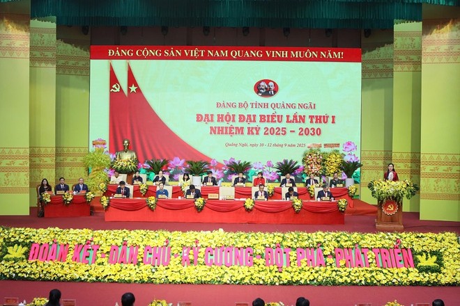 Đại hội đại biểu Đảng bộ tỉnh Quảng Ngãi lần thứ I, nhiệm kỳ 2025-2030 đã thông qua Nghị quyết Đại hội. 
