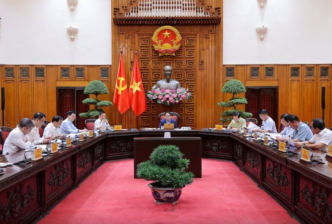 Thủ tướng Chính phủ chủ trì cuộc họp của Ban Thường vụ Đảng ủy Chính phủ - Ảnh: VGP/Nhật Bắc