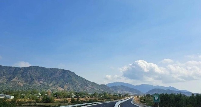 Liên danh 5 thành viên trúng gói thầu giao thông 309 tỷ đồng tại Nghệ An