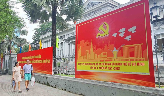 Đại hội Đại biểu Đảng bộ Thành phố lần thứ I, nhiệm kỳ 2025 – 2030 diễn ra trong 3 ngày, từ ngày 13 đến 15/10. Ảnh: Lê Toàn.