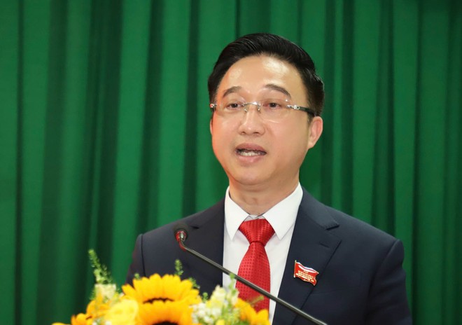 Ông Đặng Minh Thông, Phó bí thư Thành ủy TP.HCM phát biểu tại buổi họp báo. Ảnh: Trọng Tín.