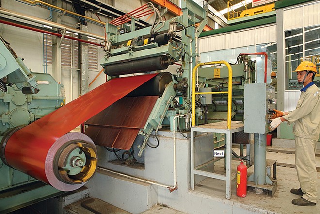 Chi phí lãi vay và sự xuất hiện của đối thủ lớn khiến bài toán lợi nhuận của Thép Nam Kim trở nên khó lường