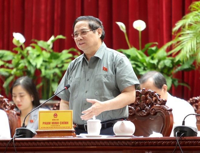 Thủ tướng Phạm Minh Chính phát biểu tại buổi tiếp xúc cử tri.