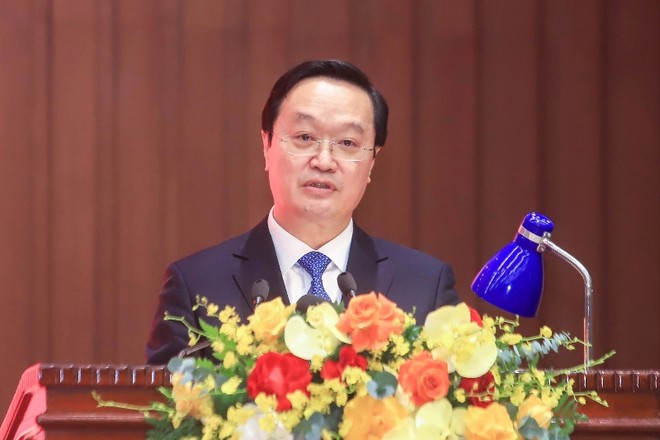 Tân Chủ tịch UBND Thành phố Hà Nội Nguyễn Đức Trung.