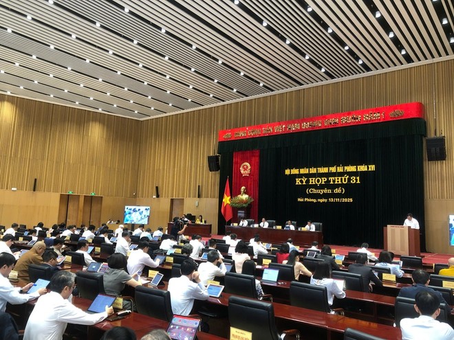 Quang cảnh Kỳ họp.