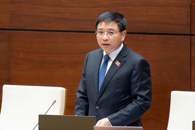  Bộ trưởng Bộ Tài chính Nguyễn Văn Thắng báo cáo giải trình. 