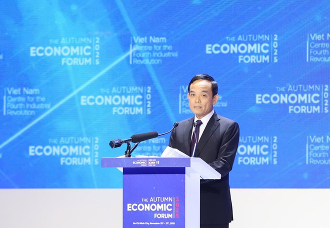 Bí thư Thành ủy TP.HCM Trần Lưu Quang phát biểu khai mạc Diễn đàn. Ảnh: Trọng Tín.