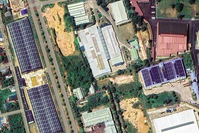 Nhiều doanh nghiệp tại KCN Lộc Sơn và Phú Hội lắp hệ thống điện mặt trời trên mái nhà xưởng hoặc cho thuê lại mái để lắp hệ thống điện mặt trời 