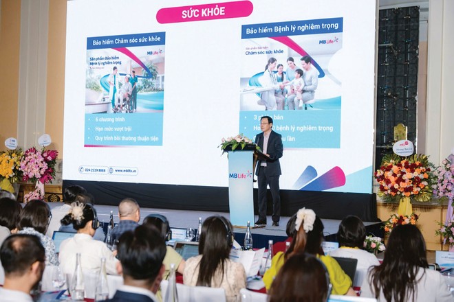 Nhiều doanh nghiệp bảo hiểm đẩy mạnh cung cấp các sản phẩm, dịch vụ hỗ trợ y tế, chăm sóc sức khỏe 