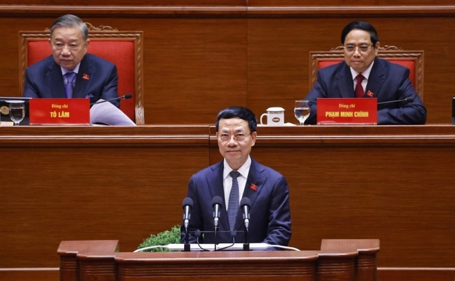 Bộ trưởng Bộ Khoa học và Công nghệ Nguyễn Mạnh Hùng trình bày tham luận tại Đại hội sáng 21/1. Ảnh: TTXVN