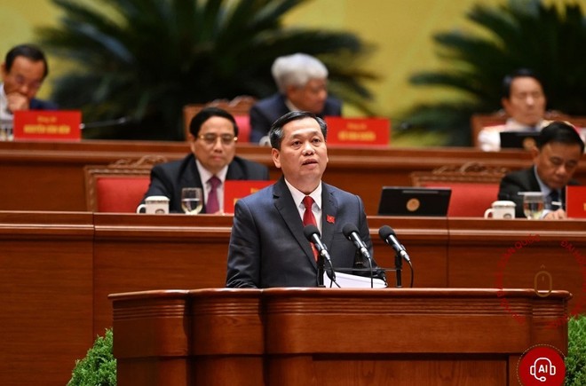 Đồng chí Nguyễn Long Hải, Ủy viên dự khuyết Ban chấp hành Trung ương Đảng, Phó Bí thư Thường trực Đảng ủy các cơ quan Đảng Trung ương, trình bày tham luận tại Đại hội đại biểu toàn quốc lần thứ XIV của Đảng.