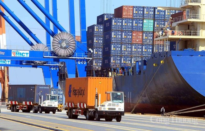 Thủ tướng yêu cầu Bộ Công thương đa dạng hóa thị trường xuất khẩu, tận dụng hiệu quả 17 FTA ngay từ đầu năm. 