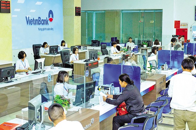 Trong năm 2026, các ngân hàng sẽ phải tìm cách giảm bớt sự lệ thuộc vào tín dụng bất động sản. Ảnh: Đức Thanh 